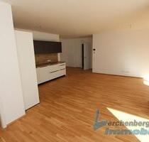 *** Helle 2-Zimmer Erdgeschoss-Wohnung mit Gartenanteil zum Erstbezug in Plattling ***