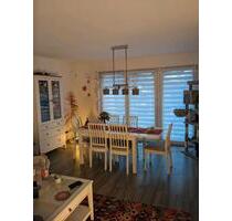 Helle 3,5 Zimmer Wohnung mit Balkon,72m2 ,840 WM in Duisburg Wanh