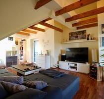 Scheeßel Abbendorf: Moderne 3-Zimmer Dachgeschosswohnung mit Balkon