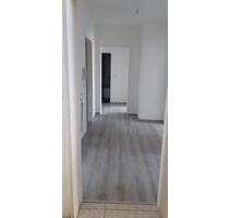 Neu renovierte 3 Zimmer Wohnung in Fuldabrück, Bergshausen