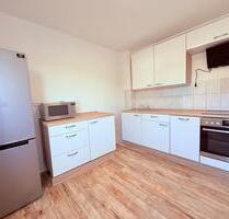 3-Zimmer Möblierte Wohnung - 670,00 EUR Kaltmiete, ca.  60,00 m² in Wolfsburg (PLZ: 38440)
