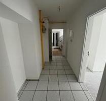 frisch renovierte 2 Zimmer Whg. in Kassel, stadtnah