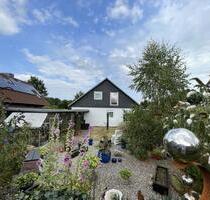 Helle 2 Zimmer DG Wohnung in Berend – Vollbad EBK ruhige Lage - Schleswig