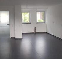 Moderne Eigentumswohnung 3 Zimmer 99 qm mit Balkon zum wohlfühlen - Solingen Ohligs