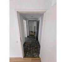 3 Zimmer KDB zu vermieten - 720,00 EUR Kaltmiete, ca.  81,00 m² in Krefeld (PLZ: 47804) Benrad