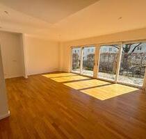 4-Zimmer in attraktiver Innenstadtlage | mega Terrasse | 2 Bäder | Parkett | TG - Dresden Plauen