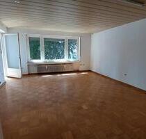 3-Zimmer Wohnung im 1. OG mit Garage in Detmold
