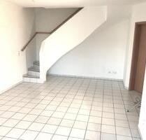 Schöne helle 3 Zimmer Maisonette Wohnung in Pulheim-Stommeln