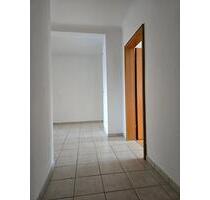 3 Zimmer mit AUSSICHT - 930,00 EUR Kaltmiete, in Goldbach (PLZ: 63773)