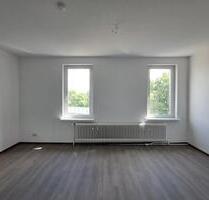 Anfragen NUR per E-Mail. Renovierte Haustierfriendly 3-Zimmer Wohnung im 2-OG in der Nähe alten Rickmers-Gelände.. - Bremerhaven
