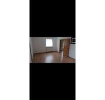 1 Zimmer Apartment - 400,00&nbsp;EUR Kaltmiete, ca.&nbsp; 40,00&nbsp;m&sup2; in Mudersbach (PLZ: 57555)