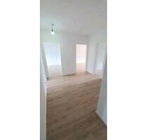 3 Zimmer mit Balkon in attraktiver Lage in Zabo(Für 1-3 Personen) - Nürnberg Zerzabelshof