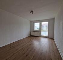 „Ihr neues Zuhause im Grünen: 4 Zimmer mit Balkon und Wohlfühlatmosphäre“ - Kalbe (Milde)