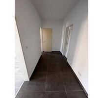 *NEU* SANIERTE 3 Zimmer Wohnung 2.OG Rechts zu vermieten in Am Hauptbahnhof - Hagen Hagen-Nord