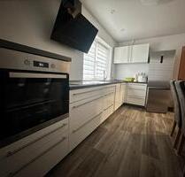 Moderne 4 Zimmer Wohnung Korbach Einbauküche Balkon carport