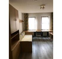Einzimmer Wohnung - 400,00 EUR Kaltmiete, ca.  20,00 m² in Bayreuth (PLZ: 95448) Bernecker Straße / Insel / Riedelsberg