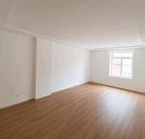 2 Zimmer Wohnung 57qm in Friedberg Hessen kernsaniert - Friedberg (Hessen)