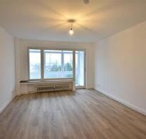 Zentrale Lage! Apartment mit Balkon & Wintergarten zu vermieten - Düsseldorf Flingern Süd