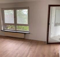 Helle ruhige 4-Zimmer Wohnung - 1.100,00 EUR Kaltmiete, ca.  90,00 m² in Waldkraiburg (PLZ: 84478)