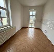 Gepflegte 2 Raumwohnung mit Balkon und Eckbadewanne - Freital