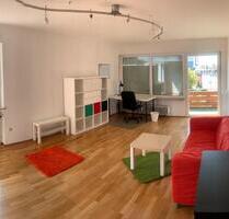 Schöne 2 Zimmer Wohnung im Zentrum mit Balkon - Deggendorf