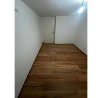 Erstbezug - 3 Zimmer Wohnung in kernsaniertem Altbau - Fürth Bislohe