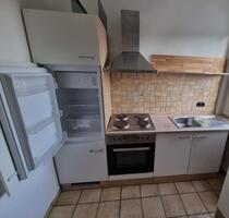 2½ Raum Wohnung in Borbeck, WG mögl, kpl möbliert + Einbauküche - Essen Huttrop