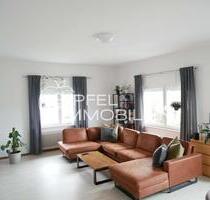 AB SOFORT große 3,5-Zimmer Wohnung 150 qm WF und Terrasse - Böblingen Dagersheim
