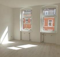 !! Erstbezug - 4 Zimmer Wohnung neu saniert ab Juni 2025 im 2.OG zu vermieten !! - Zeitz