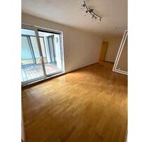 Hochwertige 3-Zimmer Wohnung mit Loggia im Zentrum Deggendorf