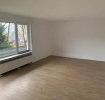4-Zimmer Wohnung zu vermieten! - 1.100,00&nbsp;EUR Kaltmiete, ca.&nbsp; 94,00&nbsp;m&sup2; in Siegen (PLZ: 57072)