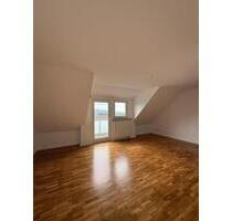 Helle 4-Zimmer Wohnung mit Fernblick, inkl. Stellplatz und Keller - Adelebsen