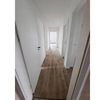 Neu renovierte 3 Zimmer Wohnung, Nähe Rhedaer Str. - Gütersloh Isselhorst