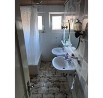 WG ZIMMER, Waldhausen - 440,00 EUR Kaltmiete, ca.  16,50 m² in Lorch (PLZ: 73547)