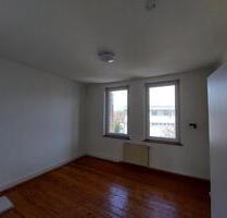Großes WG Zimmer - 380,00 EUR Kaltmiete, ca.  20,00 m² in Heilbronn (PLZ: 74072)