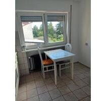 Vermiete ab 15 Sept. 1 Zimmer mit separatem Eingang - Frankfurt am Main Schwanheim