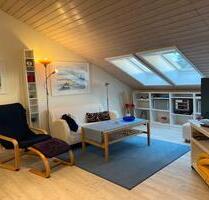 Möblierte 2 Zimmer Wohnung, Leonberg mit Balkon, sonnig, ruhig,