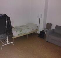 Vermiete möblierte 2 Zim Whg. Spandau. WG bis 4 Pers geeignet - Berlin