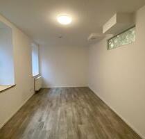 Zimmer in 3-er (Frauen-)WG zu vermieten (Zimmer 5.3)! - Schwäbisch Hall