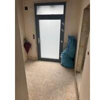 Büro oder Wohnung 3 Zimmer Bad mit Fenster - Solingen Höhscheid