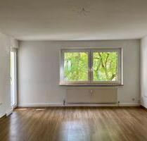 Familien willkommen - 5-Zimmer Wohnung mit Balkon - Frankfurt am Main Bonames