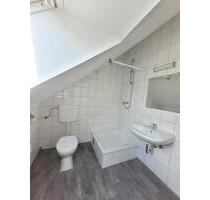 Schöne 2 Zimmer Wohnung - 800,00 EUR Kaltmiete, in Friedberg (Hessen) (PLZ: 61169)