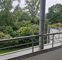 2 Zimmer Wohnung mit Balkon, Einbauküche und modernem Bad zu vermieten! - Zwickau Zwickau-Nord