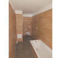 Kernsanierte 3 Zimmer Wohnung in Mulda, mit Kaminanschluss, Balkon, Garten und Stellplatz zu vermieten. - Mulda/Sa.