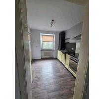 3 Zimmer Wohnung mit EK und Garage ( Wunsiedler Str 54, Hof)