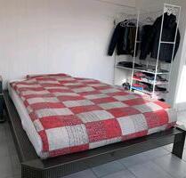 Zimmer für Studentinnen Frauen - 480,00 EUR Kaltmiete, ca.  28,00 m² in Saarbrücken (PLZ: 66123) Kieselhumes