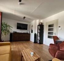 Charmante 3 Zimmer Dachgeschosswohnung in Altenbochum