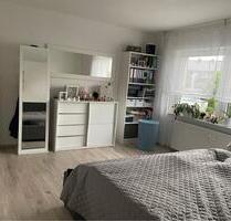 3 Zimmer Wohnung mit Balkon, Kellerraum u. Garage - Lemgo