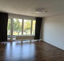 Nachmieter 1 Zimmer Wohnung mit Balkon. Salzgitter Thiede 38239