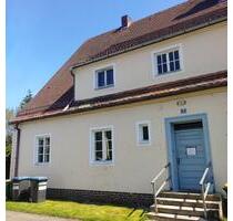 3 Zimmer + Wohnküche & Dusche - 660,00 EUR Kaltmiete, ca.  66,00 m² in Weichering (PLZ: 86706)
